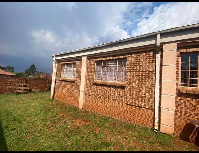 3 BEDROOM HOUSE FOR SALE IN AERORAND